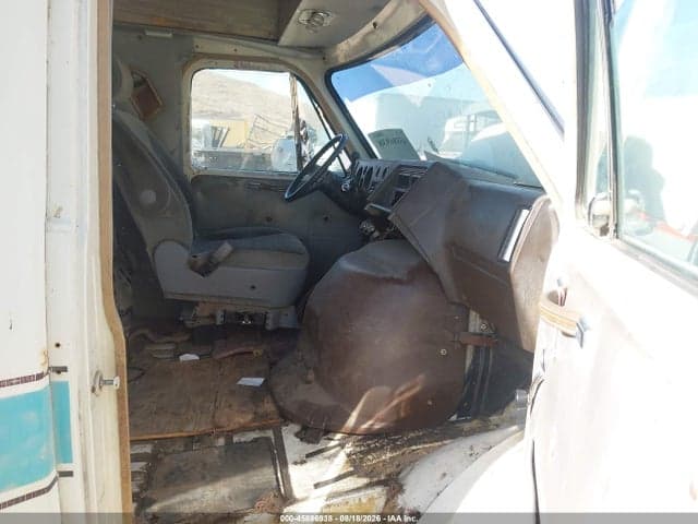 1984 CHEVROLET G30 7