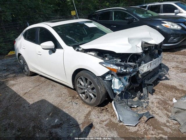 2018 MAZDA MAZDA3 TOURING 1