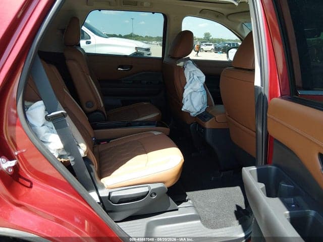 2026 NISSAN PATHFINDER PLATINUM 8