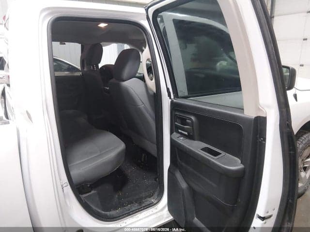 2017 RAM 1500 EXPRESS 4X4 6'4 BOX 8