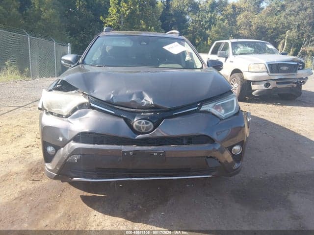 2017 TOYOTA RAV4 XLE 6