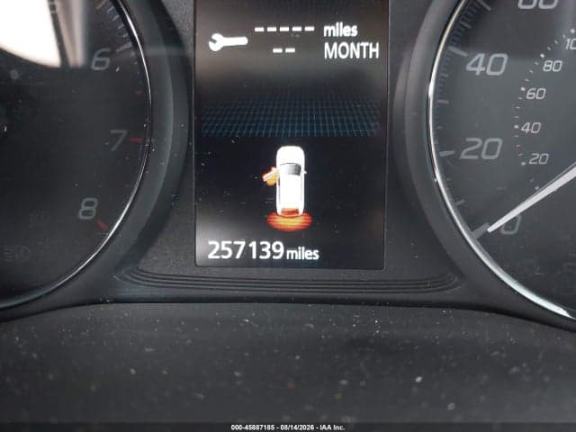 2017 MITSUBISHI OUTLANDER SE 16