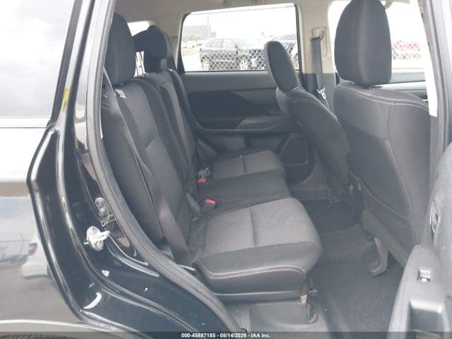 2017 MITSUBISHI OUTLANDER SE 8