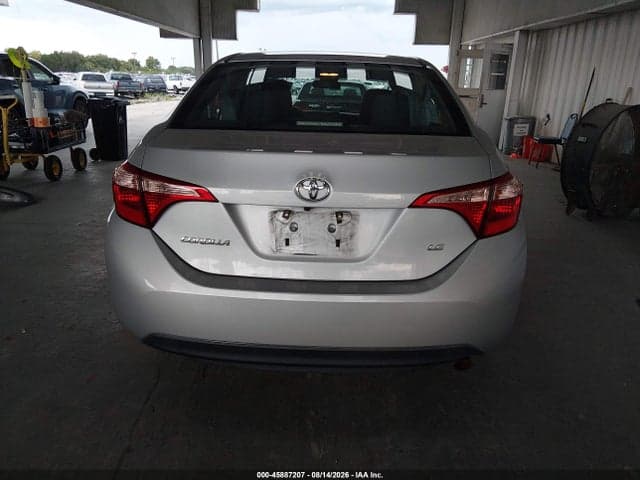 2019 TOYOTA COROLLA LE 17