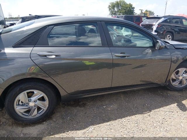 2026 HYUNDAI ELANTRA SE 14
