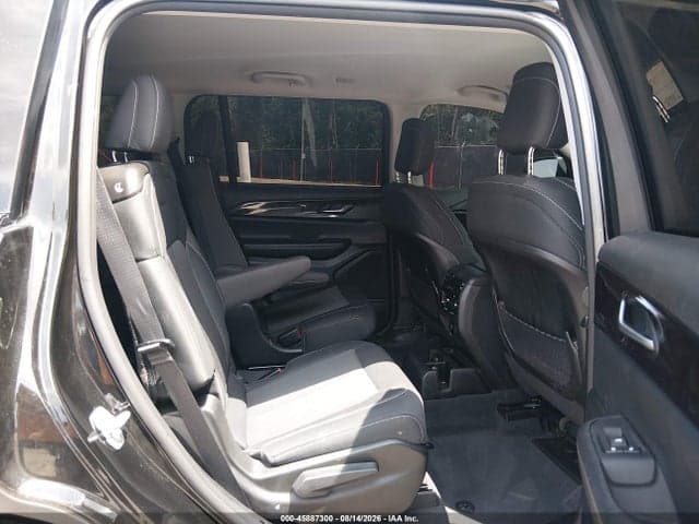 2023 JEEP GRAND CHEROKEE L LAREDO 4X4 8