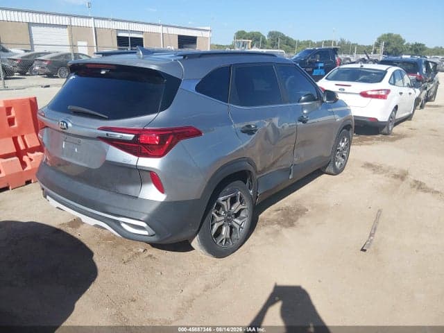 2021 KIA SELTOS EX 4