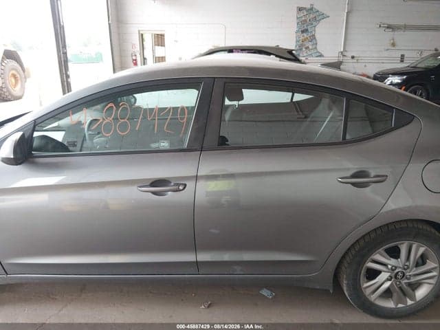 2019 HYUNDAI ELANTRA SEL 14