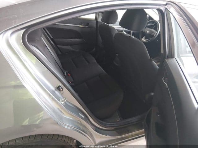 2019 HYUNDAI ELANTRA SEL 8