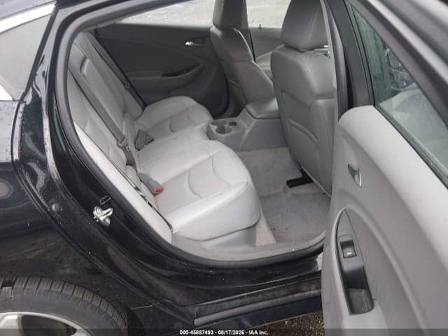 2017 CHEVROLET VOLT LT 8