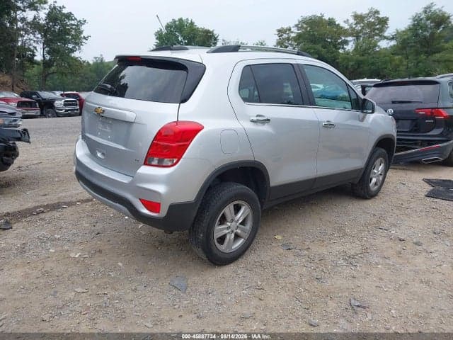 2018 CHEVROLET TRAX LT 4