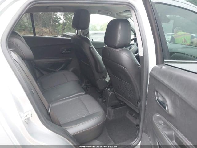 2018 CHEVROLET TRAX LT 8