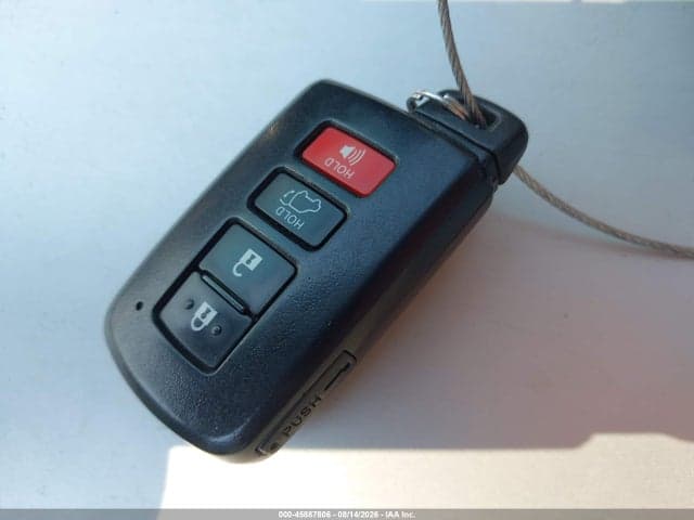 2018 TOYOTA RAV4 LIMITED 11