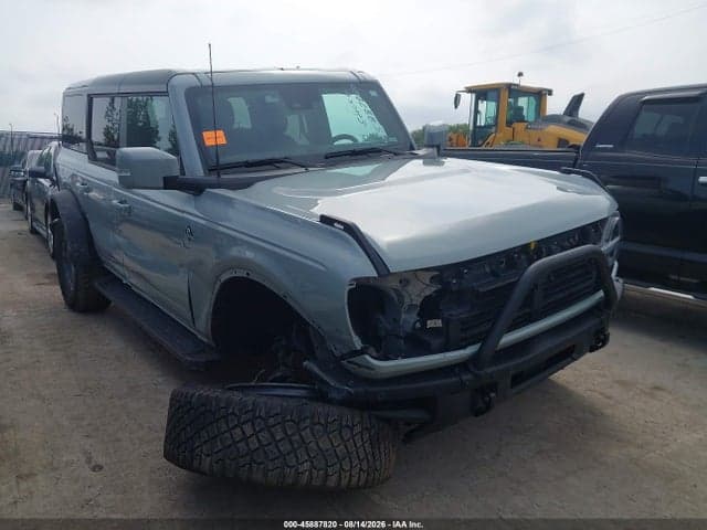 2024 FORD BRONCO OUTER BANKS 1