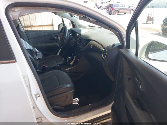 2018 CHEVROLET TRAX LT 5