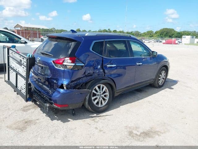 2017 NISSAN ROGUE SV 2