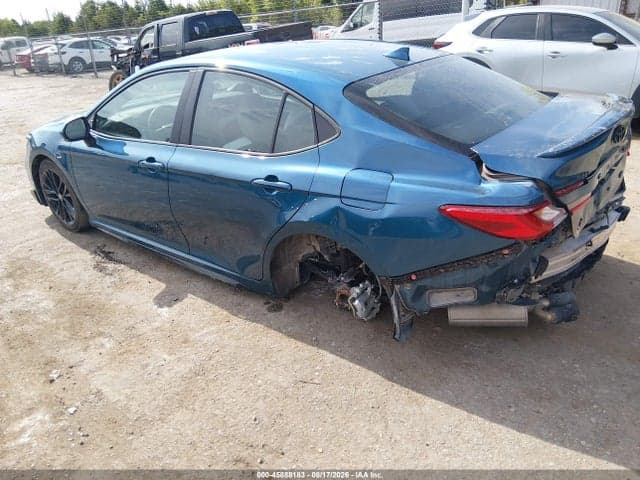 2025 TOYOTA CAMRY SE 3