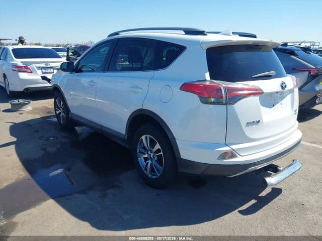 2017 TOYOTA RAV4 XLE 3