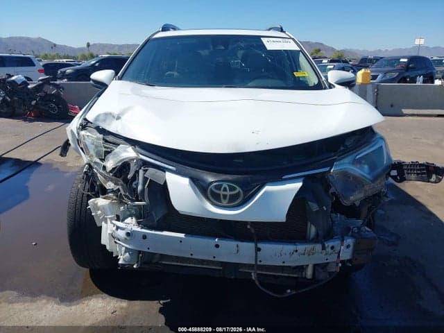 2017 TOYOTA RAV4 XLE 6