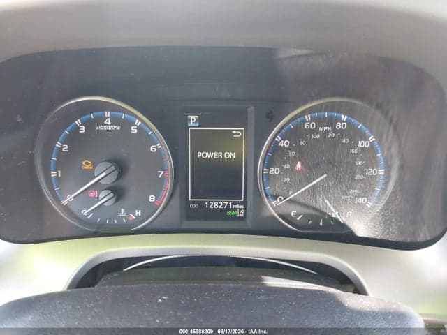 2017 TOYOTA RAV4 XLE 7