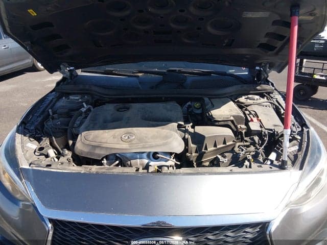 2017 INFINITI QX30 SPORT 10