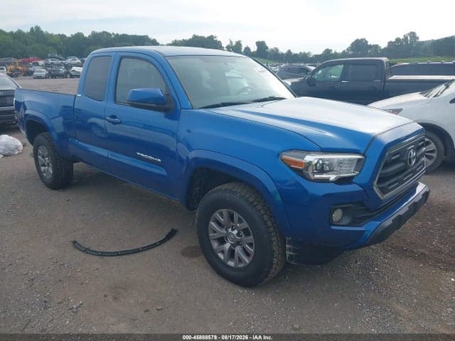 2017 TOYOTA TACOMA SR5 1