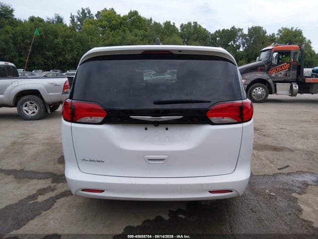 2024 CHRYSLER VOYAGER LX 16