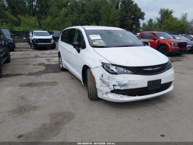 2024 CHRYSLER VOYAGER LX 6