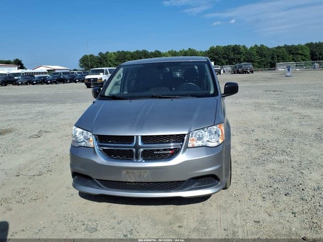 2018 DODGE GRAND CARAVAN SE 12