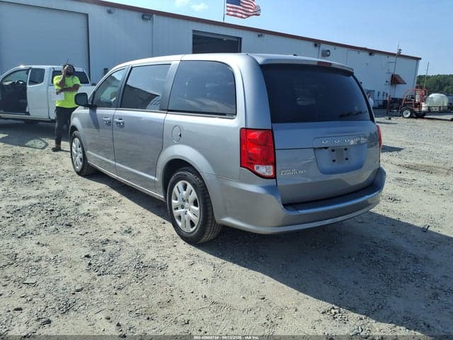 2018 DODGE GRAND CARAVAN SE 3