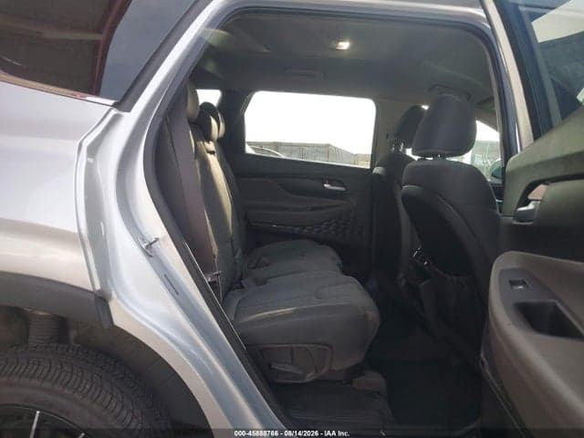2019 HYUNDAI SANTA FE SE 8