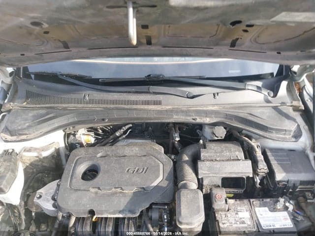 2019 HYUNDAI SANTA FE SE 10