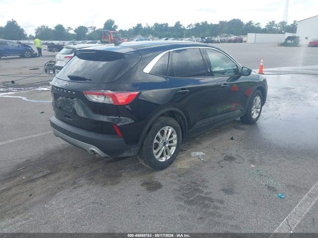 2022 FORD ESCAPE SE 4
