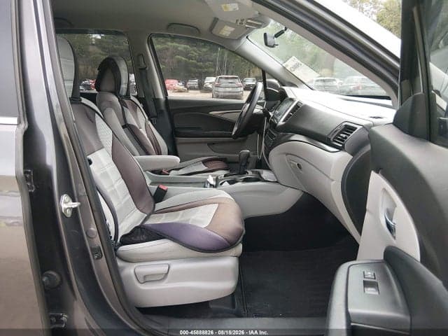 2018 HONDA PILOT EX 5