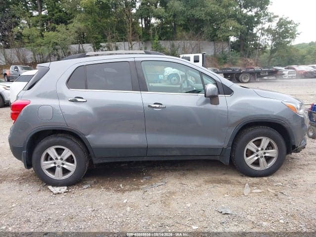 2019 CHEVROLET TRAX LT 13