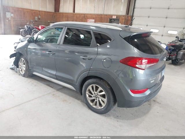 2017 HYUNDAI TUCSON SE 3
