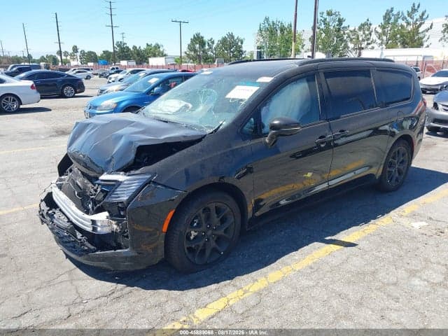 2027 CHRYSLER PACIFICA LIMITED 2