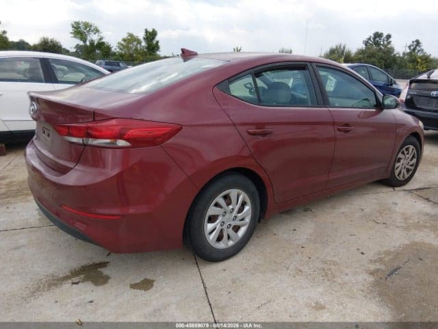 2017 HYUNDAI ELANTRA SE 4