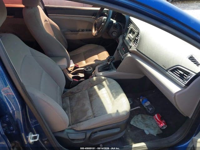 2017 HYUNDAI ELANTRA SE 5