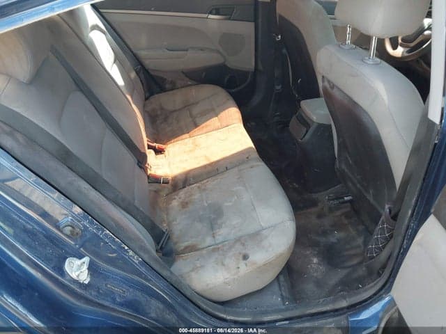 2017 HYUNDAI ELANTRA SE 8
