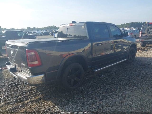 2019 RAM 1500 LARAMIE 4