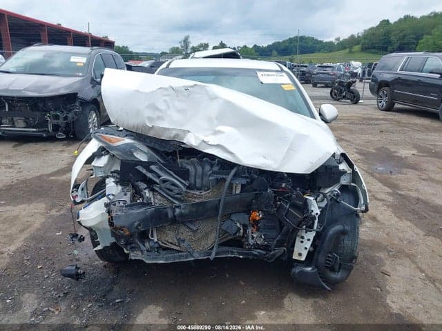 2018 HYUNDAI ACCENT SE 12