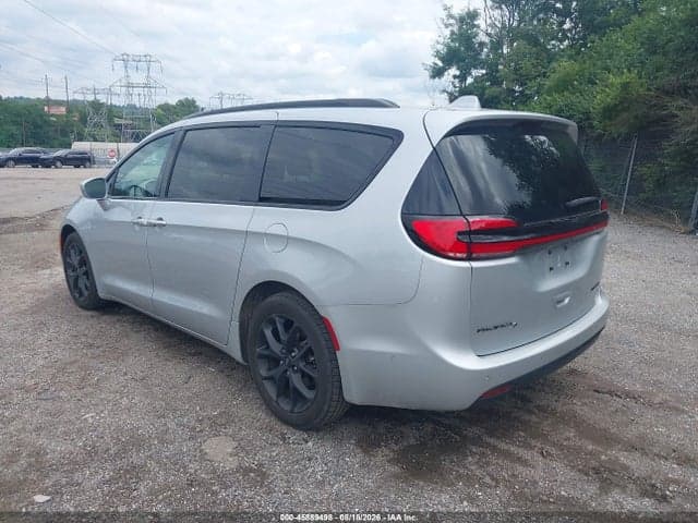 2022 CHRYSLER PACIFICA LIMITED 3
