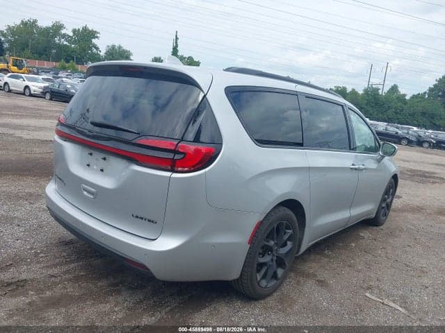 2022 CHRYSLER PACIFICA LIMITED 4