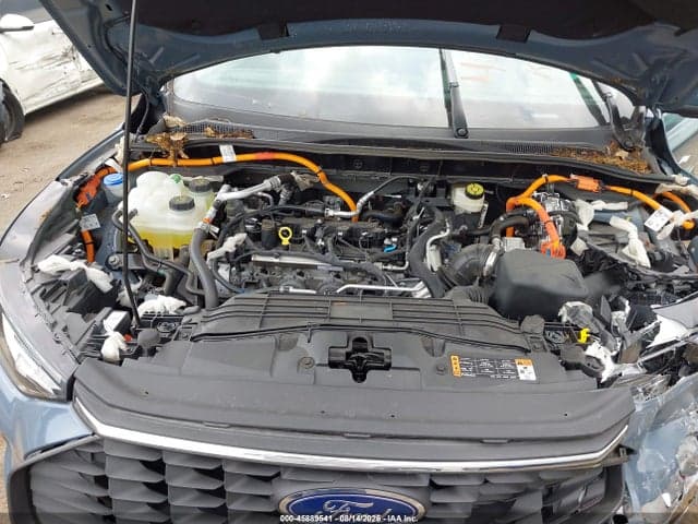 2025 FORD ESCAPE PHEV 10