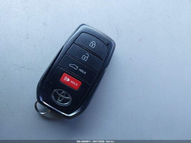 2026 TOYOTA COROLLA LE 11