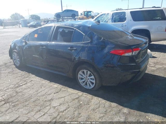 2026 TOYOTA COROLLA LE 3