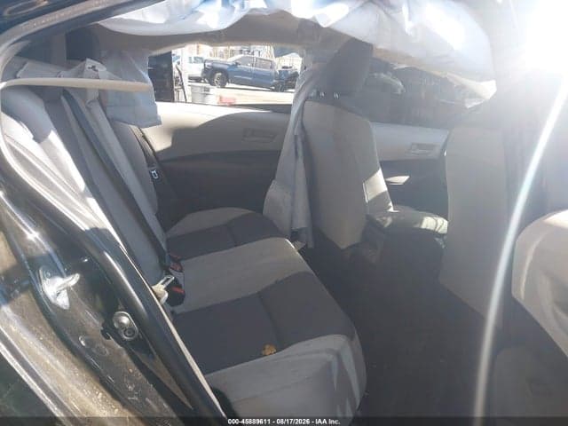 2026 TOYOTA COROLLA LE 8