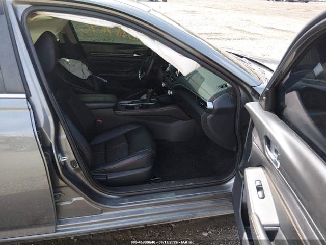 2019 NISSAN ALTIMA 2.5 SR 5