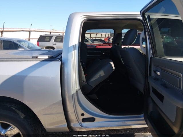 2017 RAM 1500 BIG HORN 4X2 5'7 BOX 8